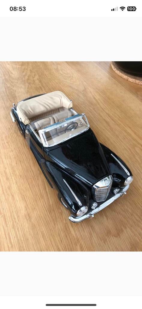 Nieuwe Maisto mercedes 300s cabrio 1955 modelauto, Hobby en Vrije tijd, Modelauto's | 1:18, Ophalen of Verzenden
