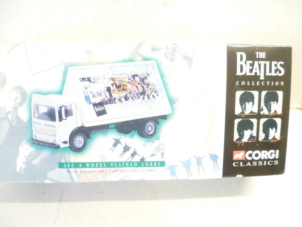 Corgi The Beatles AEC Flarbed Lorry with Billboards 1:50, Ophalen of Verzenden, Nieuw, Beeldje, Replica of Model
