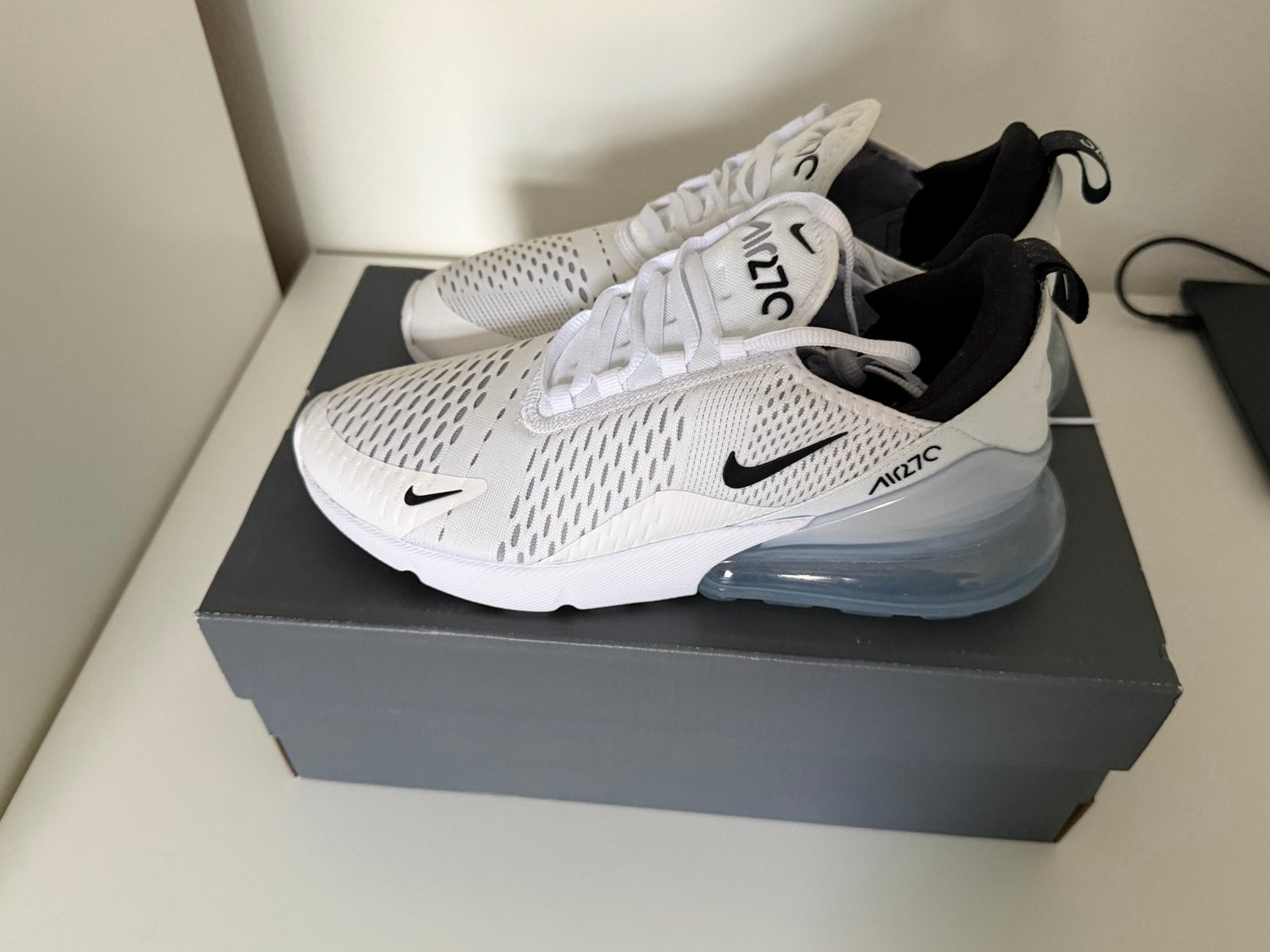 Nike Air Max 270 - Gloednieuw - maat 41, Ophalen of Verzenden, Nieuw, Wit, Sneakers of Gympen