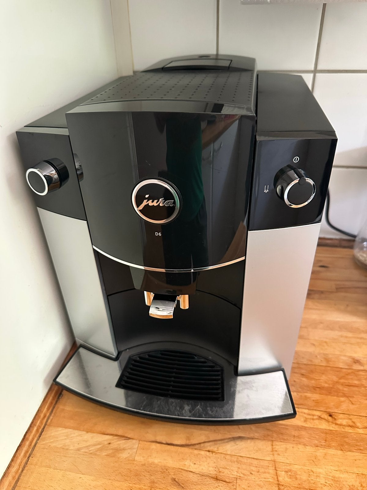 Jura D6 Koffiemachine, Ophalen, Afneembaar waterreservoir, Gebruikt, Koffiemachine