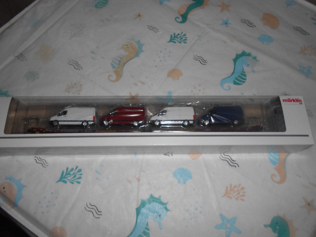 Märklin 47430 Flachwagen-Paar Laads 800B met 4 bestelbusjes, Wisselstroom, Ophalen of Verzenden, Märklin, Nieuw