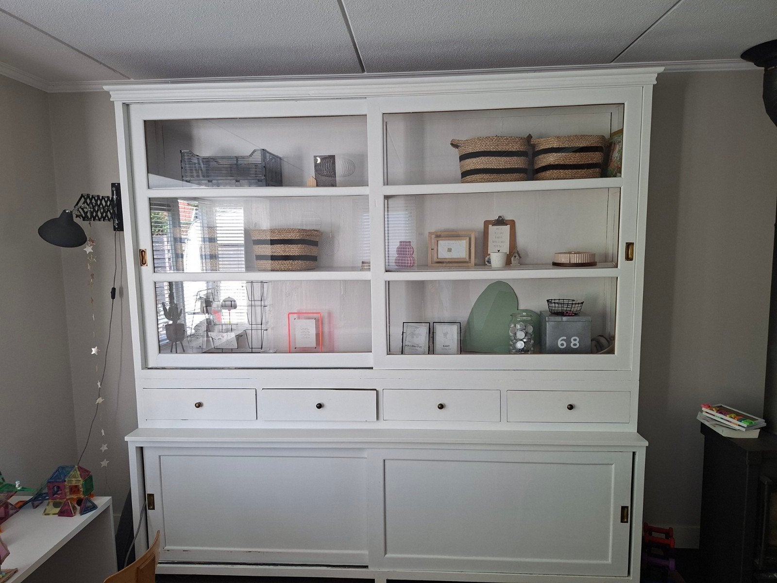 Witte buffetkast met schuifdeuren en lades, Ophalen, Gebruikt, Met deur(en), 200 cm of meer