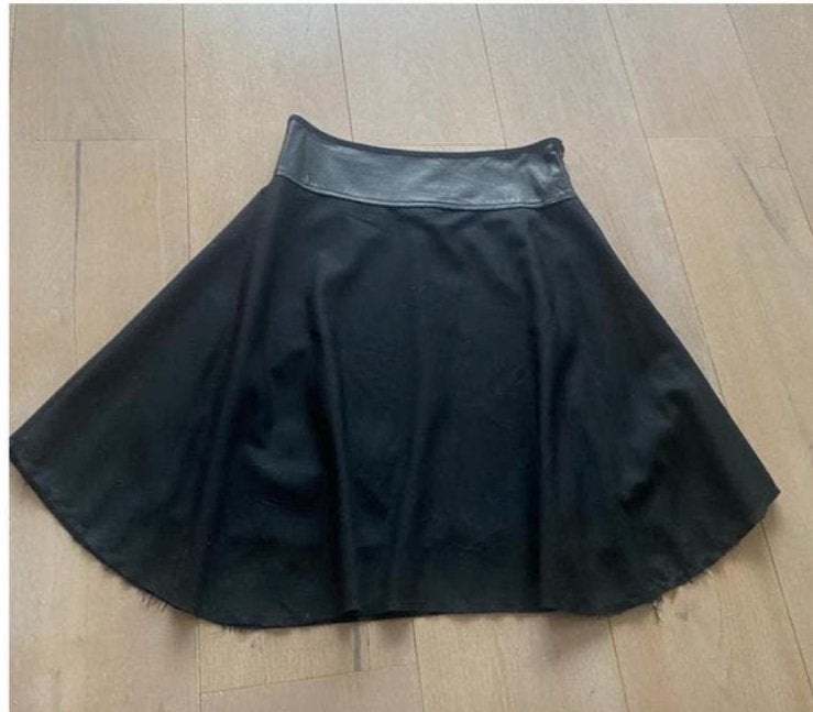 Kyuso rok wol nieuw M, Kleding | Dames, Maat 38/40 (M), Zwart, Nieuw, Ophalen of Verzenden