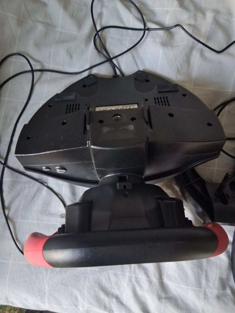 Thrustmaster Ferrari Racing Wheel Red Legend Edition, Spelcomputers en Games, Ophalen, Gebruikt, Stuurtje of Sportattribuut, Xbox Series X