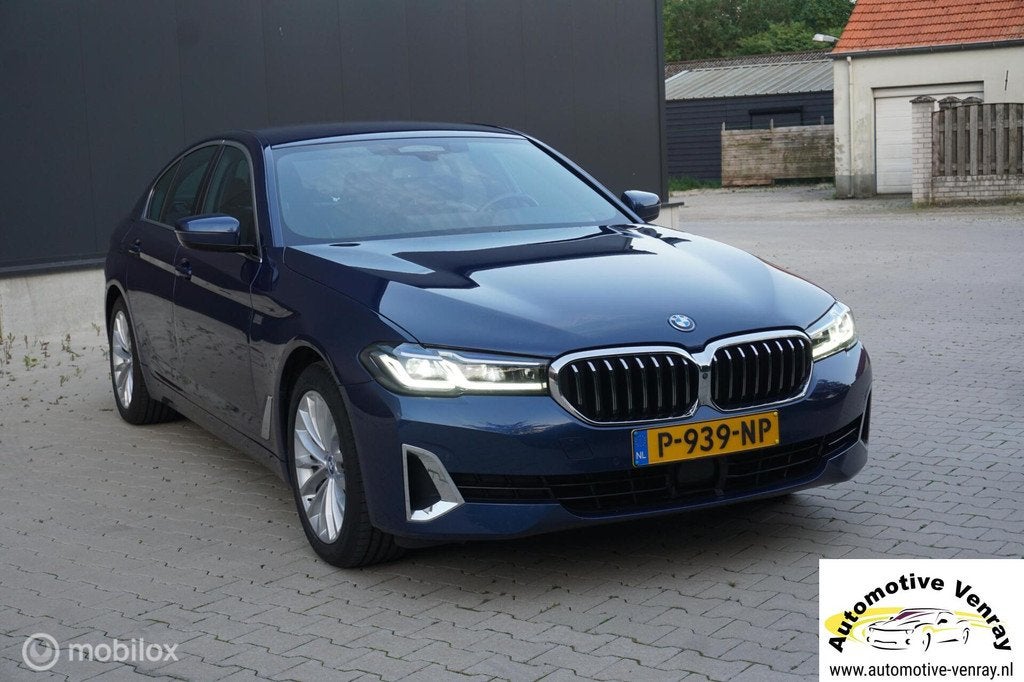 BMW 520e Luxury Line ACC+ Stuurhulp Laserlight 360° Camera, Auto's, BMW, Automaat, 1998 cc, Achterwielaandrijving, Gebruikt