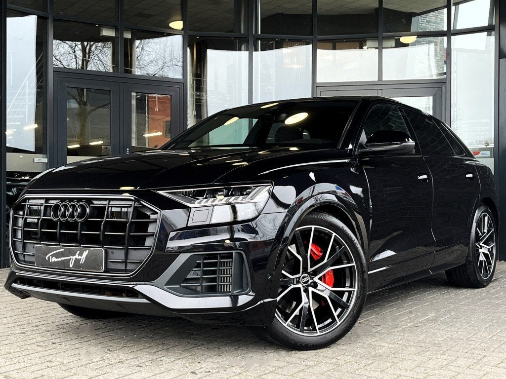 Audi Q8 55 TFSI E Q S-LINE - LEDER - EL. TREKH. - 22 INCH, Auto's, Audi, Automaat, Gebruikt, 2995 cc, Q8