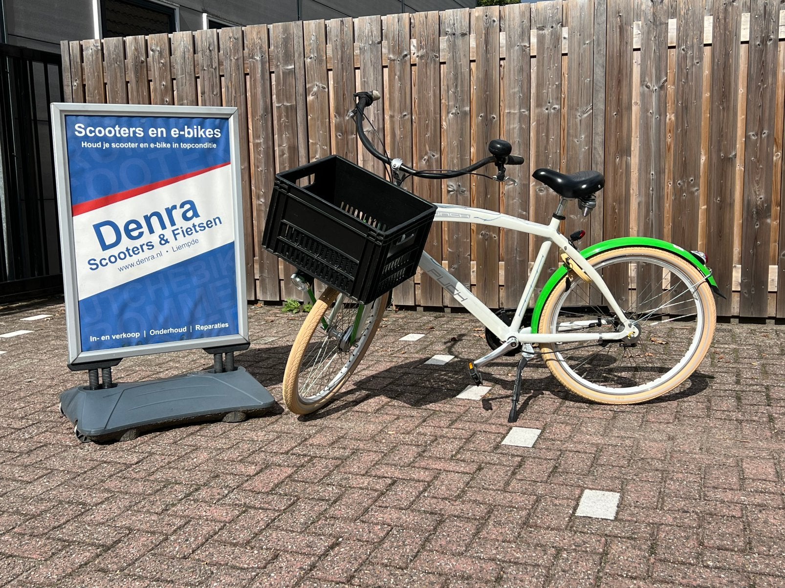 Witte Beach cruiser., Fietsen en Brommers, Fietsen | Cruisers en Lowriders, Ophalen, Staal, Cruiser, Velgrem