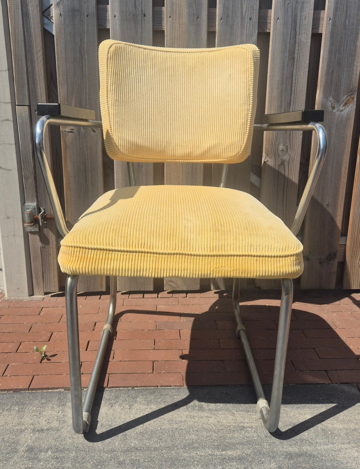 Vintage stoel met armleuningen, geel ribfluweel, Ophalen, Gebruikt, Overige kleuren, Vintage, Retro