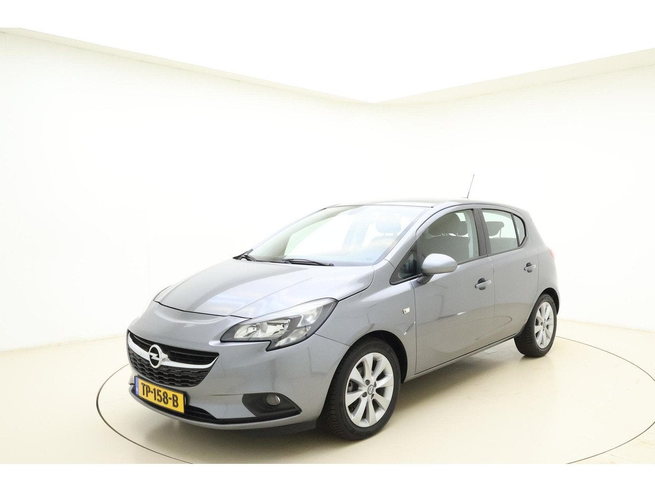 Opel Corsa 1.4 16v 90pk 5drs Favourite | Navigatie | Airco |, Auto's, Opel, Voorwielaandrijving, 1063 kg, Gebruikt, 1398 cc
