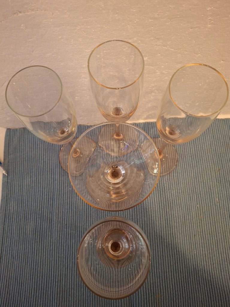 Luminarc - 1 cocktail & 1 wijnglas - roze voet, Ophalen of Verzenden