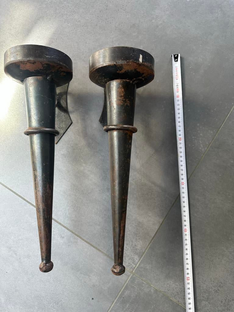 Set van 2 ijzeren wandkandelaars - Rustieke stijl, Antiek en Kunst, Ophalen, Overige materialen