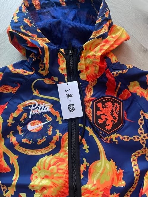 Nike x Patta KNVB Jacket World Cup 2026, Sport en Fitness, Maat M, Ophalen of Verzenden, Nieuw, Overige typen