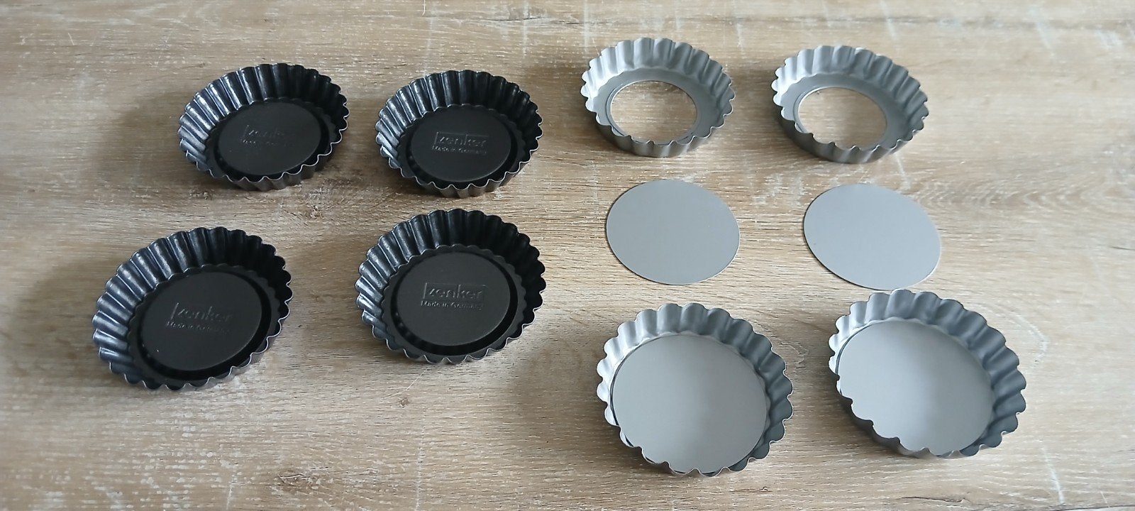4 zenker tartelettes cakelette + 4 met losse bodem bak vorm, Ophalen of Verzenden, Zo goed als nieuw, Taarten of Cupcakes, Bakvorm