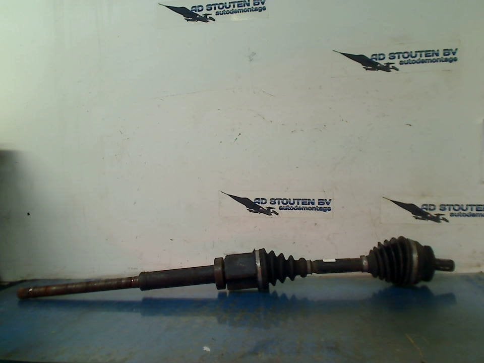 Aandrijfas Rechts Voor Volvo XC70 (SZ) 2004 305665, Gebruikt, Siegburger Straße 229, Köln 50679, , Duitsland, Info@volvocars.com