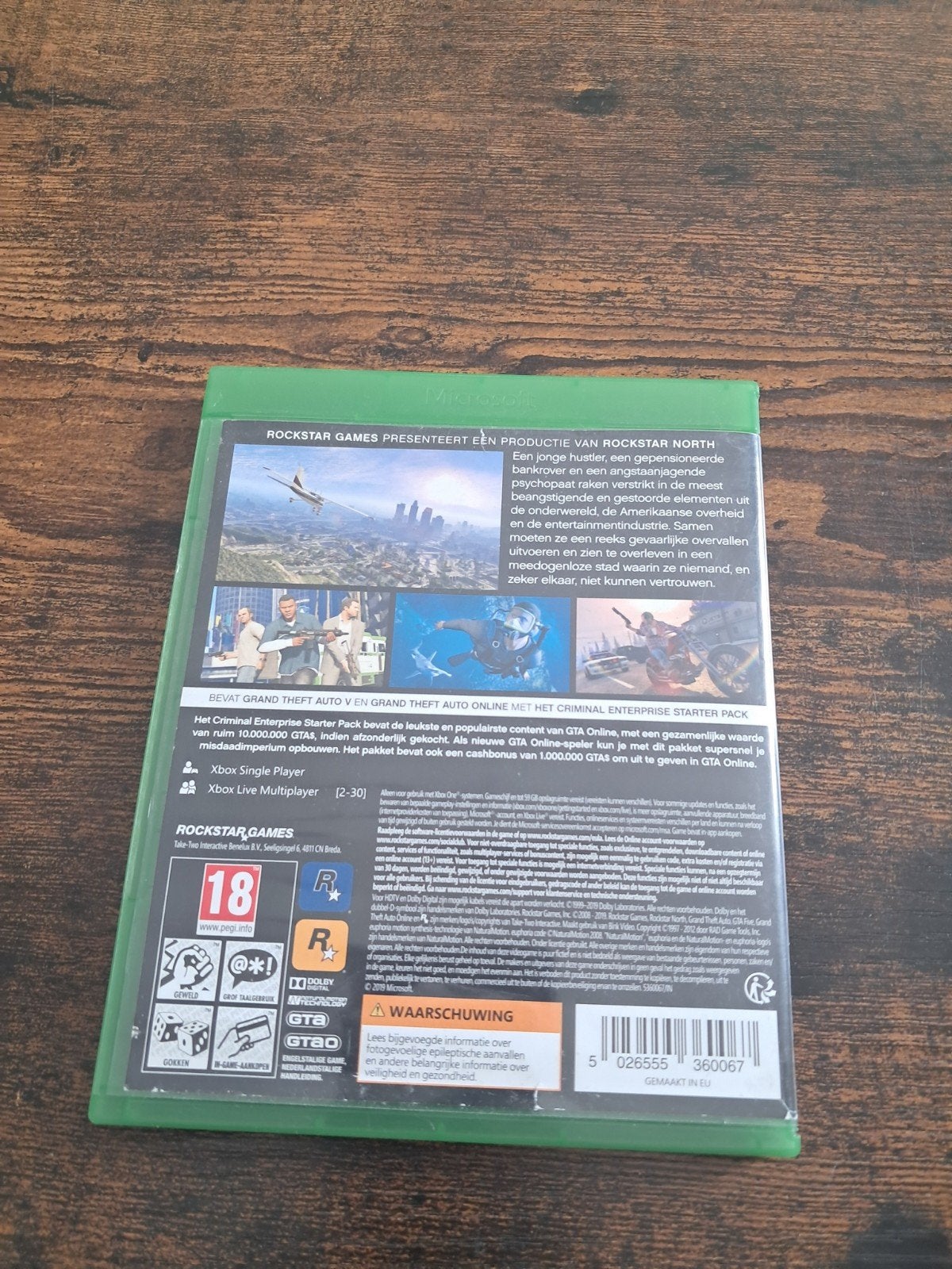 Grand Theft Auto V Premium Edition Xbox One, Online, Vanaf 18 jaar, Zo goed als nieuw, 3 spelers of meer