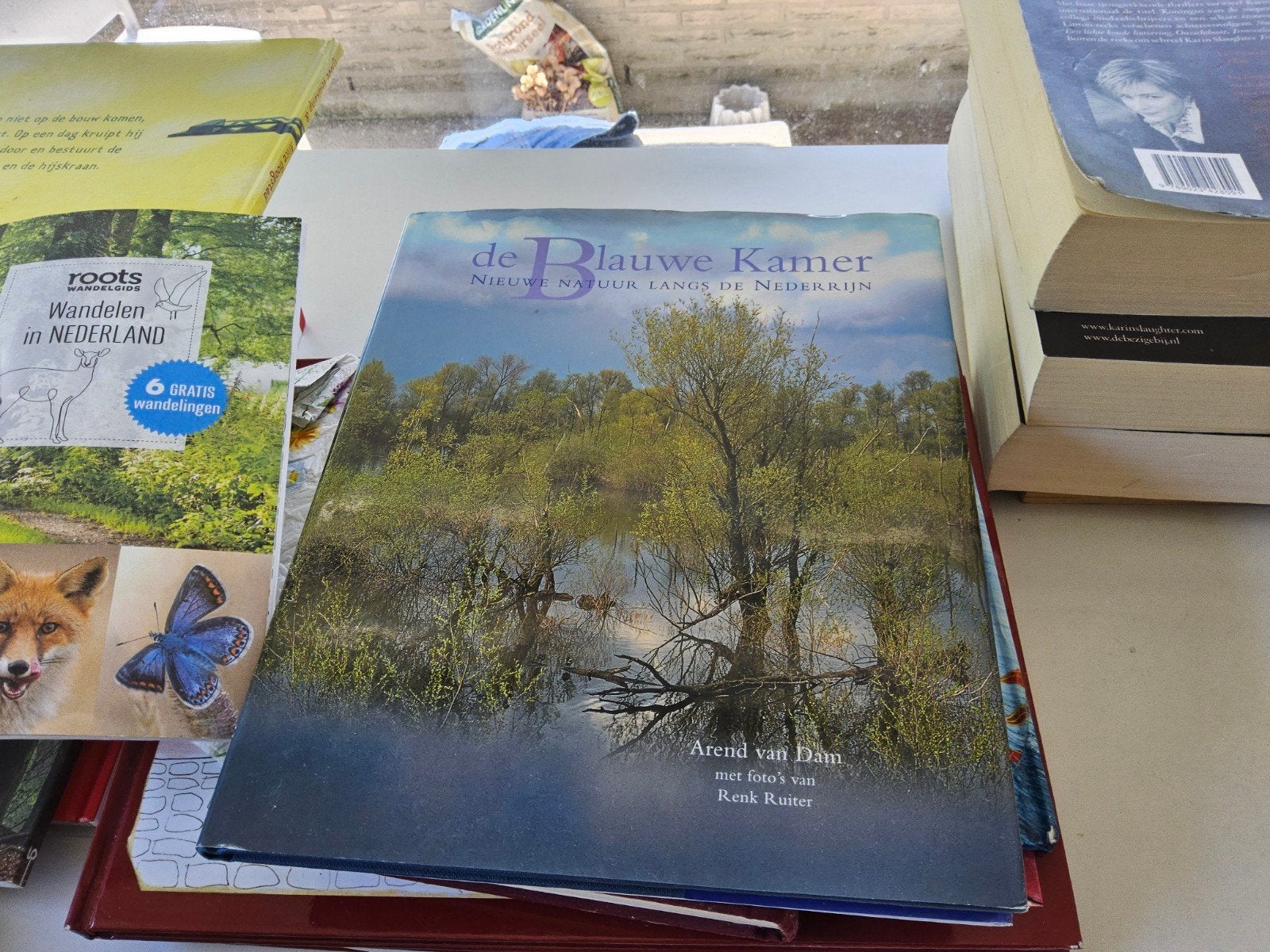 De Blauwe Kamer: Nieuwe natuur langs de Nederrijn, Boeken, Ophalen of Verzenden, Zo goed als nieuw, Natuur algemeen, Arend van Dam