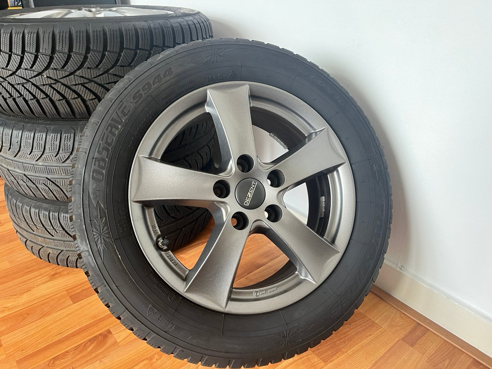 4x Dezent TX Matt Graphite 16 Inch + Used Winter Tires, Gebruikt, 16 inch, Banden en Velgen, Personenwagen
