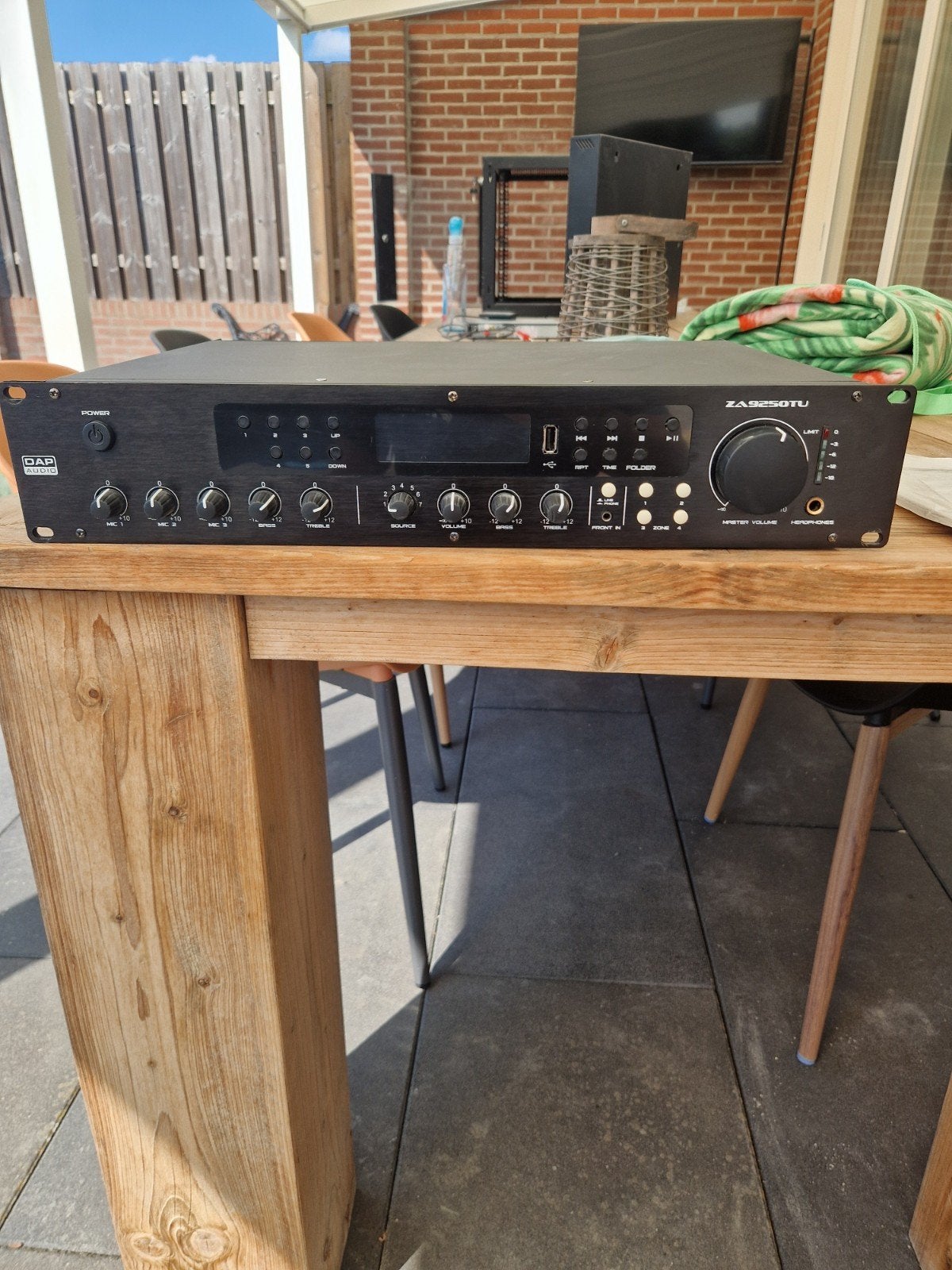 DAP Audio ZA-9250TU Zone Mixer Versterker, Overige merken, Overige systemen, Ophalen of Verzenden, Zo goed als nieuw