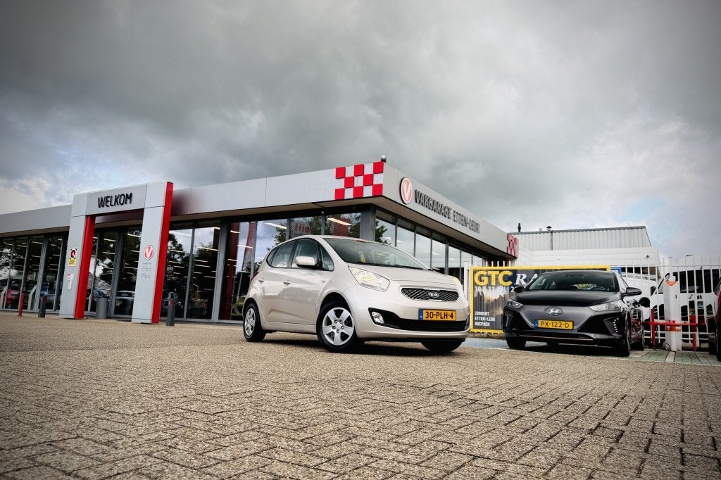 Kia Venga 1.6 CVVT X-tra / AIRCO / CRUISE / PARKEERSENSOREN, Automaat, 1591 cc, 4 cilinders, Origineel Nederlands