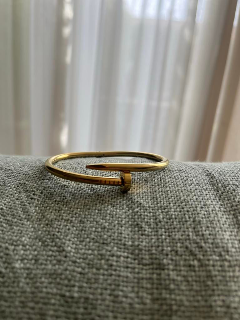 Mooie goudkleurige spijkerarmband, Sieraden, Tassen en Uiterlijk, Armbanden, Ophalen of Verzenden, Gebruikt, Goud, Overige materialen