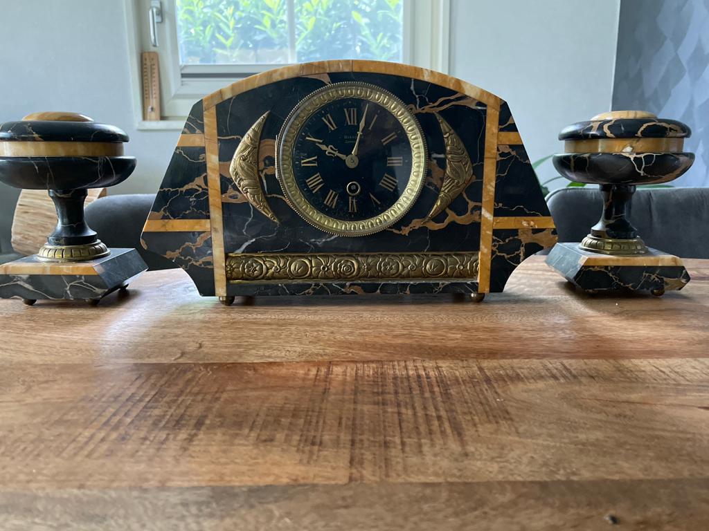 Schouw-pendule set klok, Ophalen