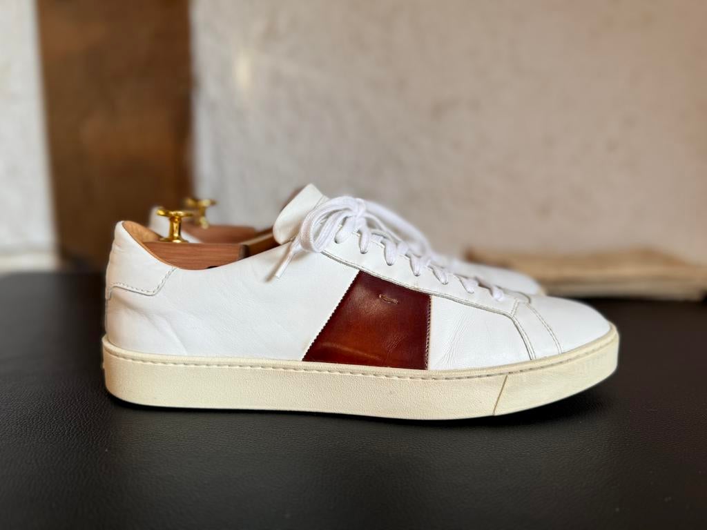 Santoni sneaker wit leer gr. 8 (42/43) met schoenenzakken, Kleding | Heren, Ophalen of Verzenden, Zo goed als nieuw, Wit