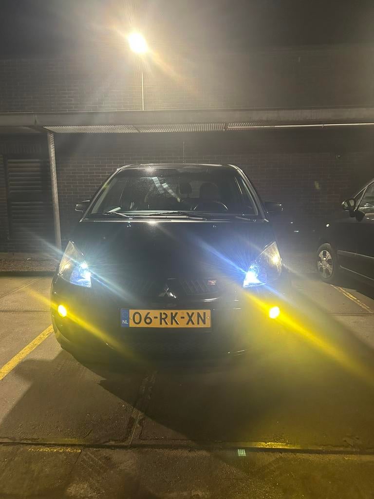 Mitsubishi Colt 1.5 Turbo CZT Nieuw Apk + Grote Beurt, Auto's, Voorwielaandrijving, 15 km/l, 40 €/maand, Handgeschakeld