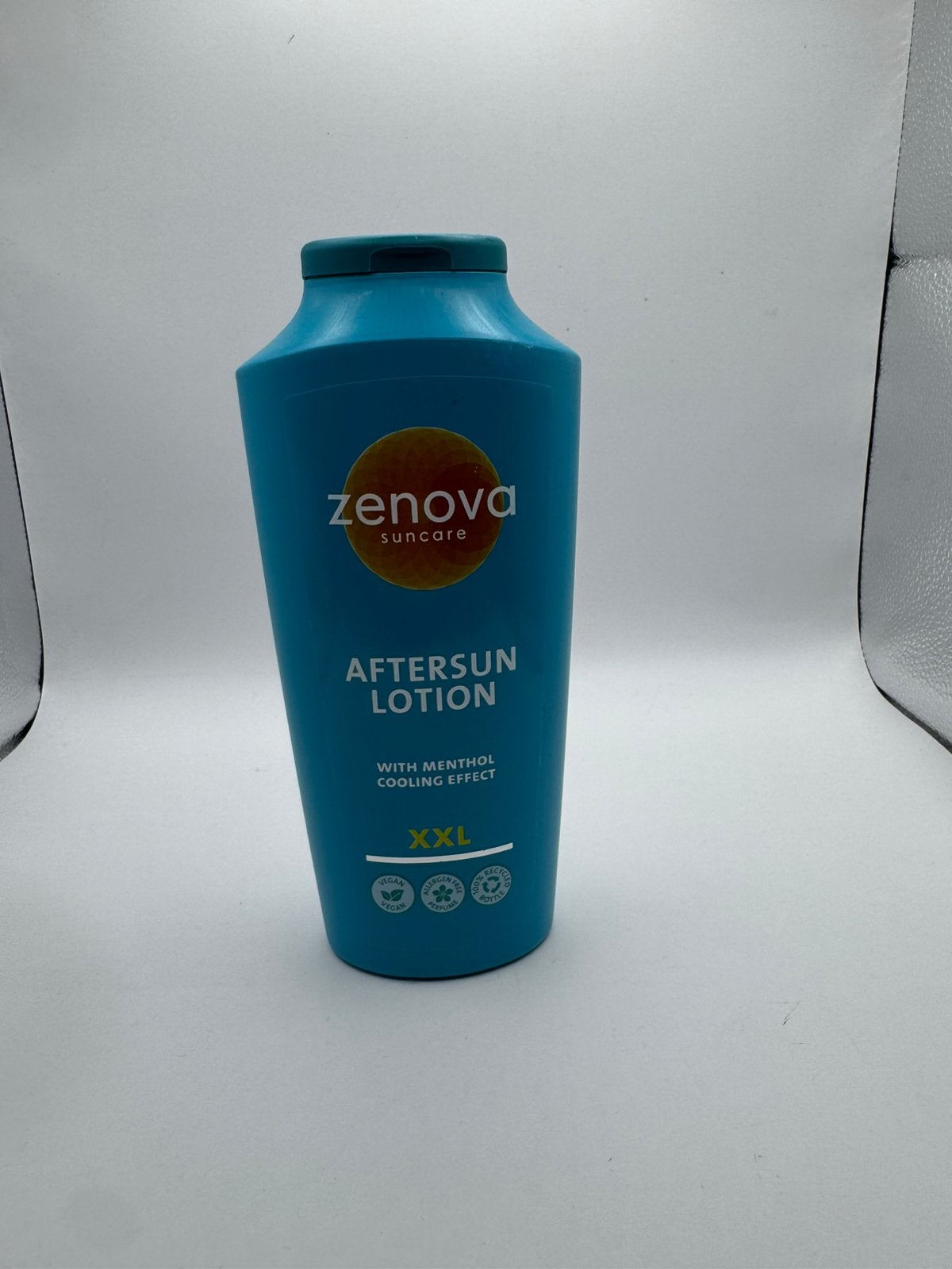 Nieuwe aftersun, Ophalen of Verzenden, Zo goed als nieuw, Gehele gezicht