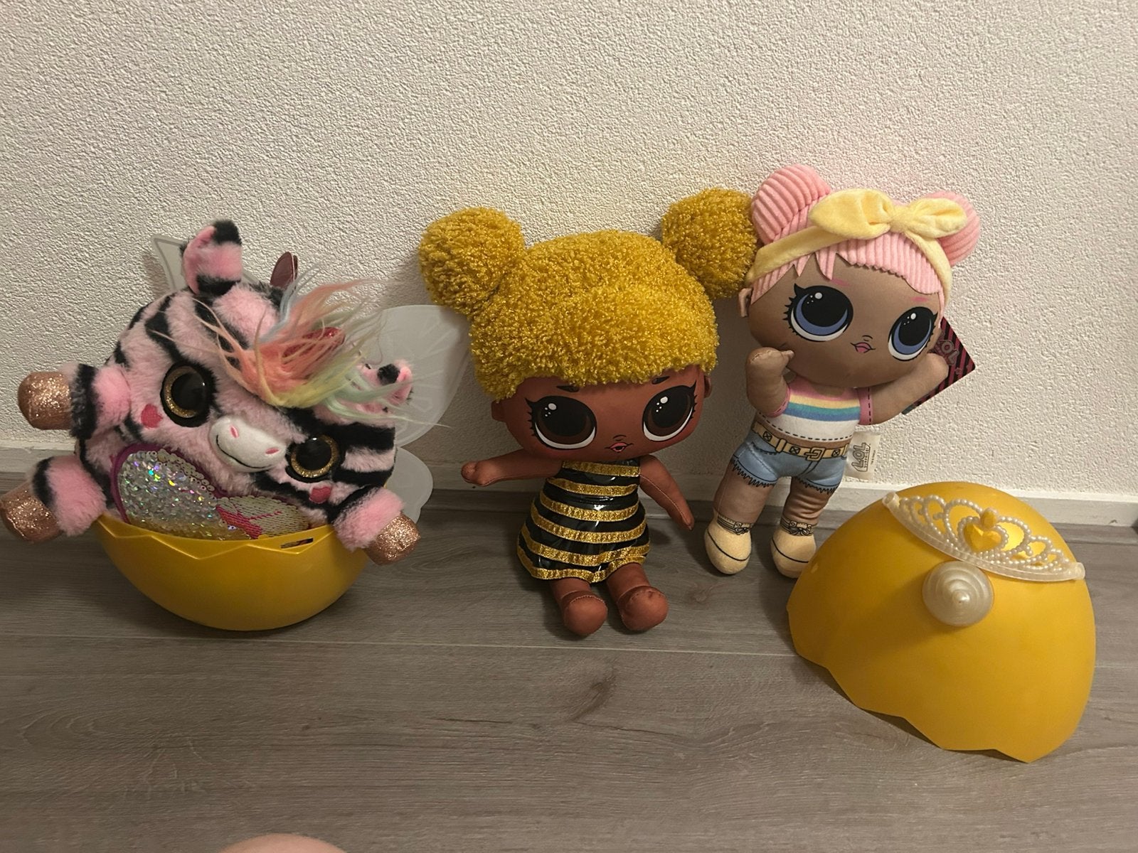 2 lol knuffel poppen en n eenhoorn, Ophalen of Verzenden, Zo goed als nieuw, Overige typen
