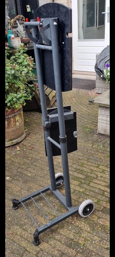 Standmaster I, beamer- of projectortafel, Ophalen, Zo goed als nieuw, Metaal, Grijs