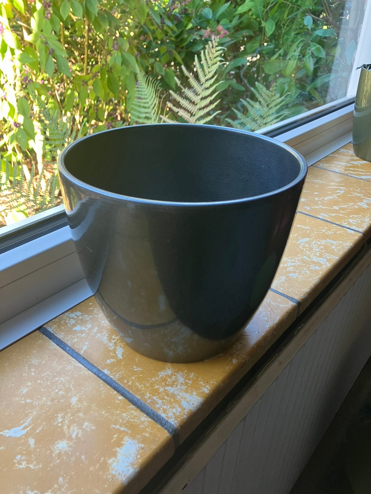 Grote stenen bloempot - donker zilver, Tuin en Terras, Ophalen, Steen, Rond, Zo goed als nieuw