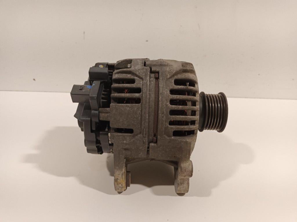 Dynamo Volkswagen Polo, Auto-onderdelen, Motor en Toebehoren, Onderdelen@venauto.nl, Van der Ven Autorecycling B.V., Gebruikt
