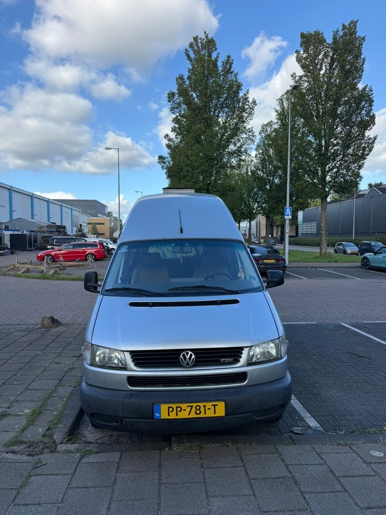 Foto 20 van Mooie Volkswagen Transporter T4 camper / camperbus te koop!