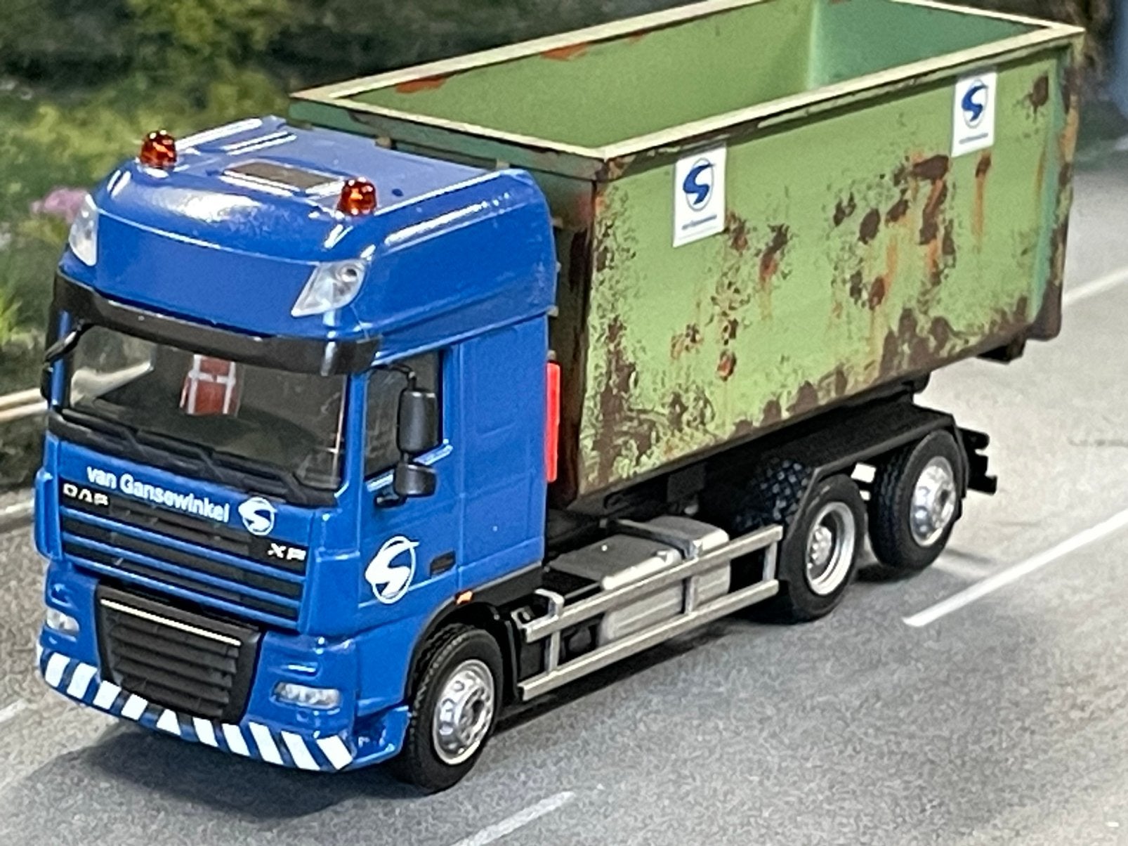 1:87 Daf XF Van Gansewinkel met container , zelfbouw, Ophalen of Verzenden, Zo goed als nieuw, Bus of Vrachtwagen, Overige merken