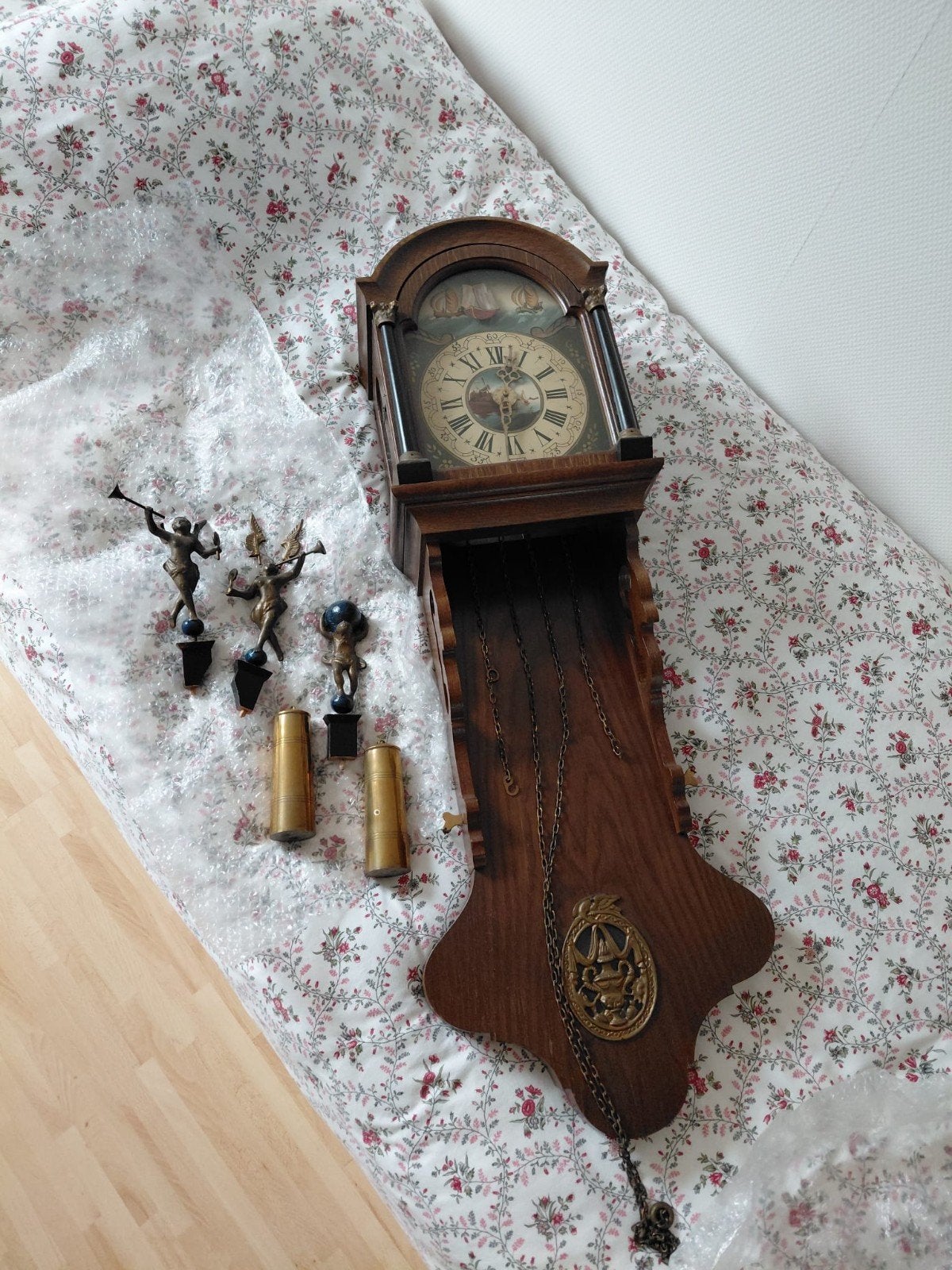 Antieke Friese Staartklok met Scheepsdecoratie, Ophalen