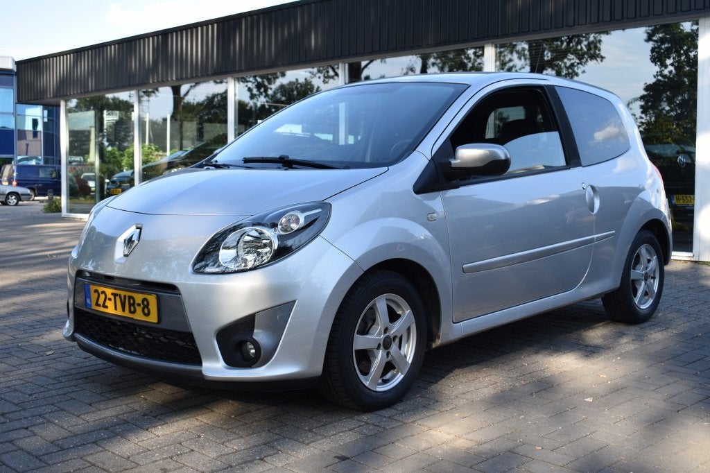Renault Twingo 1.2-16V Miss Sixty (bj 2011), Gebruikt, 4 cilinders, 4 stoelen, Bedrijf
