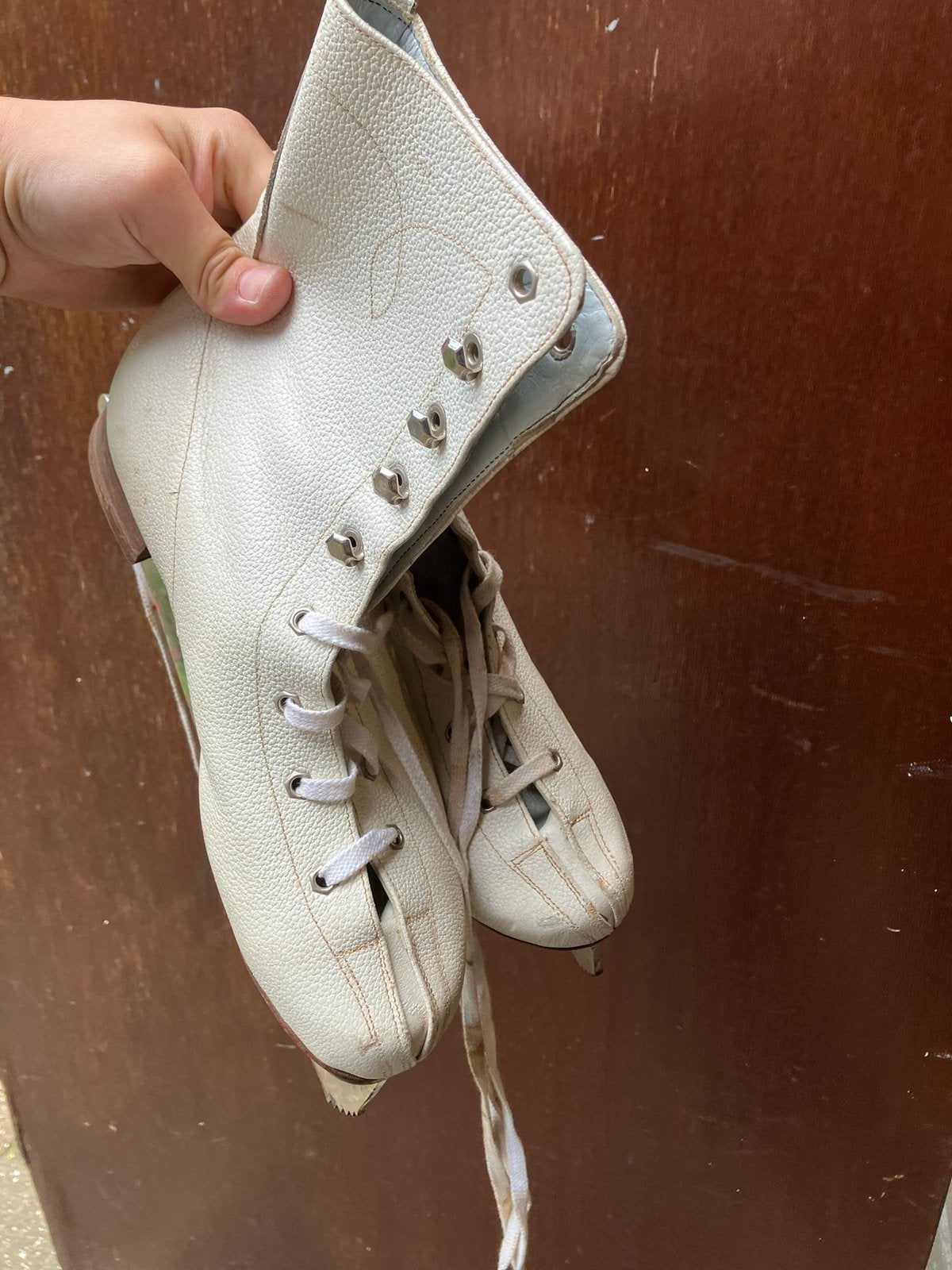 Schaatsen kunstschaatsen wit retro 28 is maat 40 ongeveer, Sport en Fitness, Ophalen of Verzenden, Gebruikt, Kunstschaatsen, Overige merken