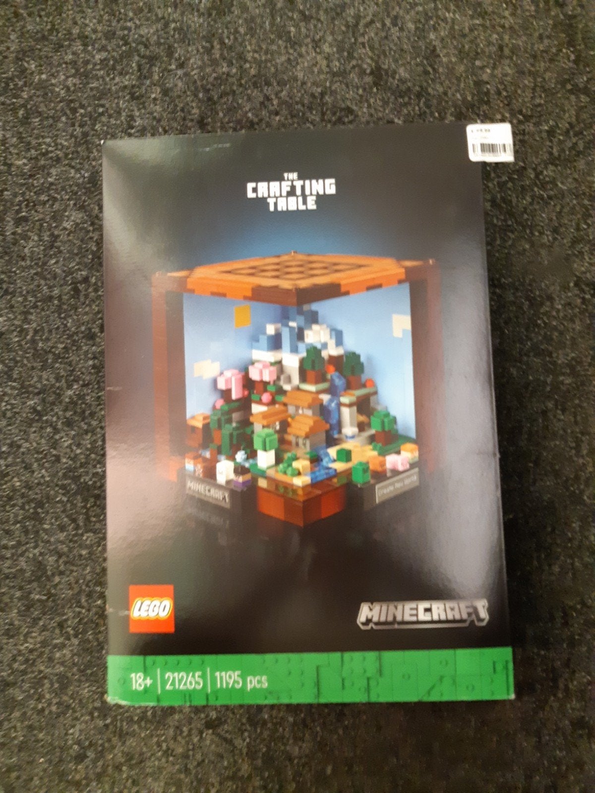 Nieuw LEGO Minecraft The Crafting Table 21265 (1195 stuks), Kinderen en Baby's, BrickHeadz, Lego, Nieuw, Ophalen of Verzenden