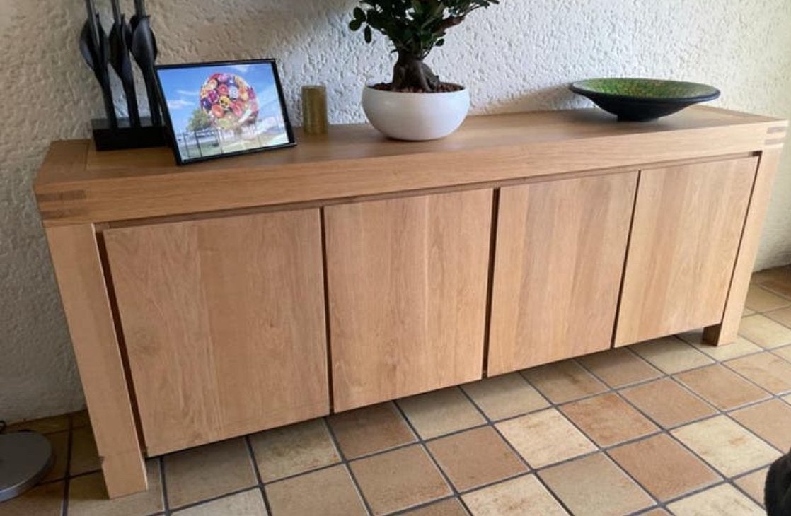 Mooi en degelijk dressoir van 210cm lang, Huis en Inrichting, Kasten | Dressoirs, Eikenhout, Ophalen of Verzenden, Zo goed als nieuw