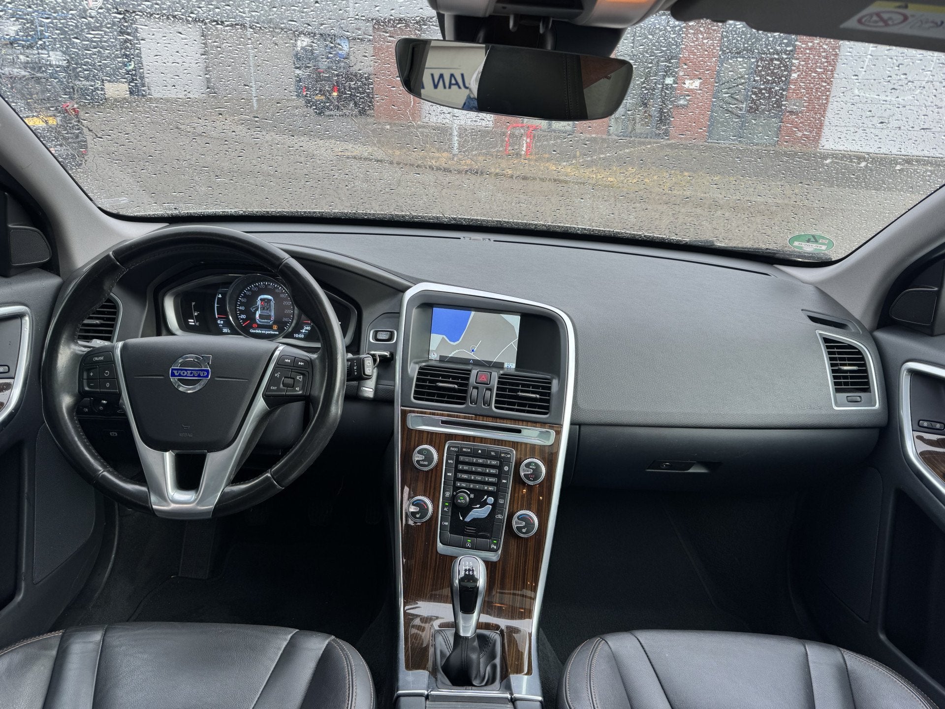 Volvo XC60 2.0 D4 FWD Ocean Race ✅ Camera ✅ Cruise ✅Me, Voorwielaandrijving, 12 maanden, Leder, Bedrijf