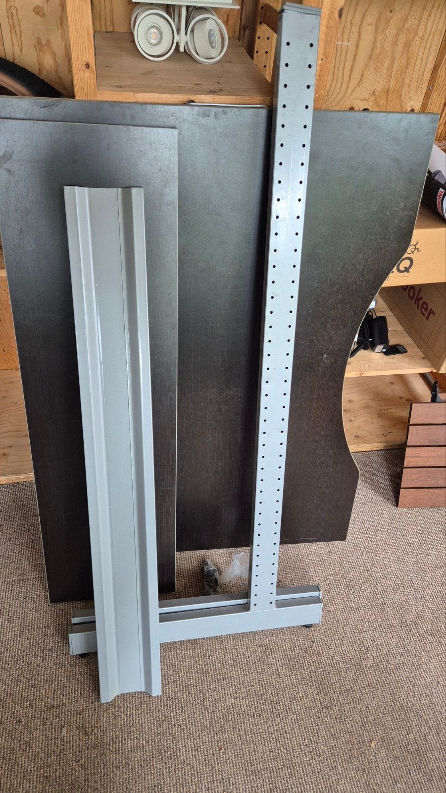 IKEA FREDRIK bureau met schroeven, Ophalen, Gebruikt, Spaanplaat of MDF, IKEA