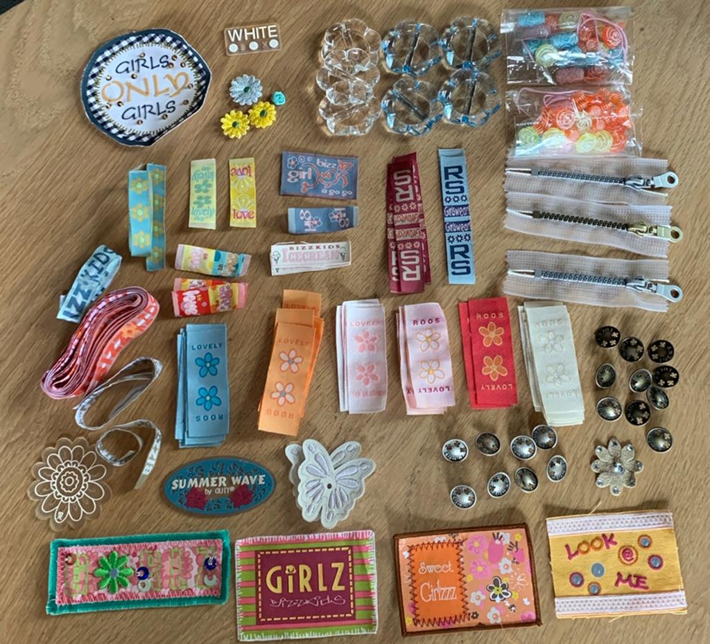 Nieuw! Roos/Bizzkids naaibare applicaties 98 stuks, Ophalen of Verzenden, Nieuw, Applicatie