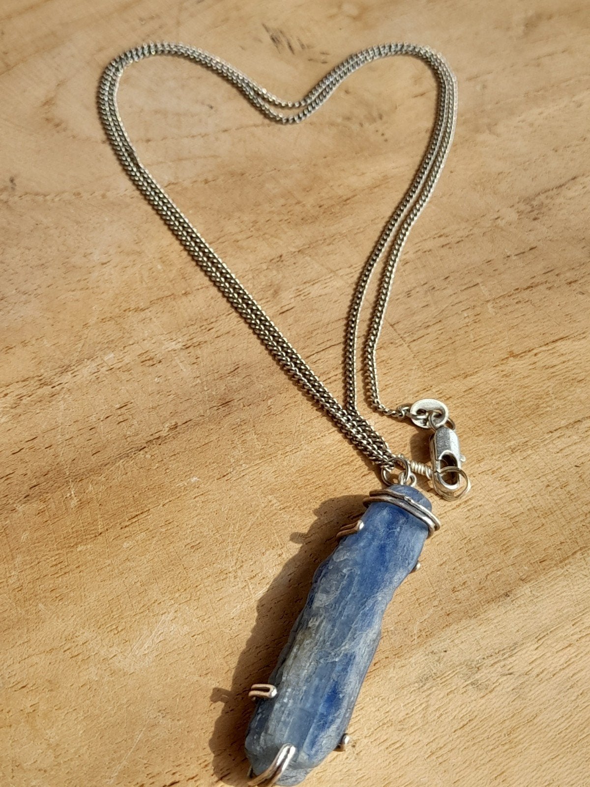 Blauwe Kyaniet hanger, Zilver, Handmade., Sieraden, Tassen en Uiterlijk, Kettingen, Ophalen of Verzenden, Nieuw, Zilver, Zilver