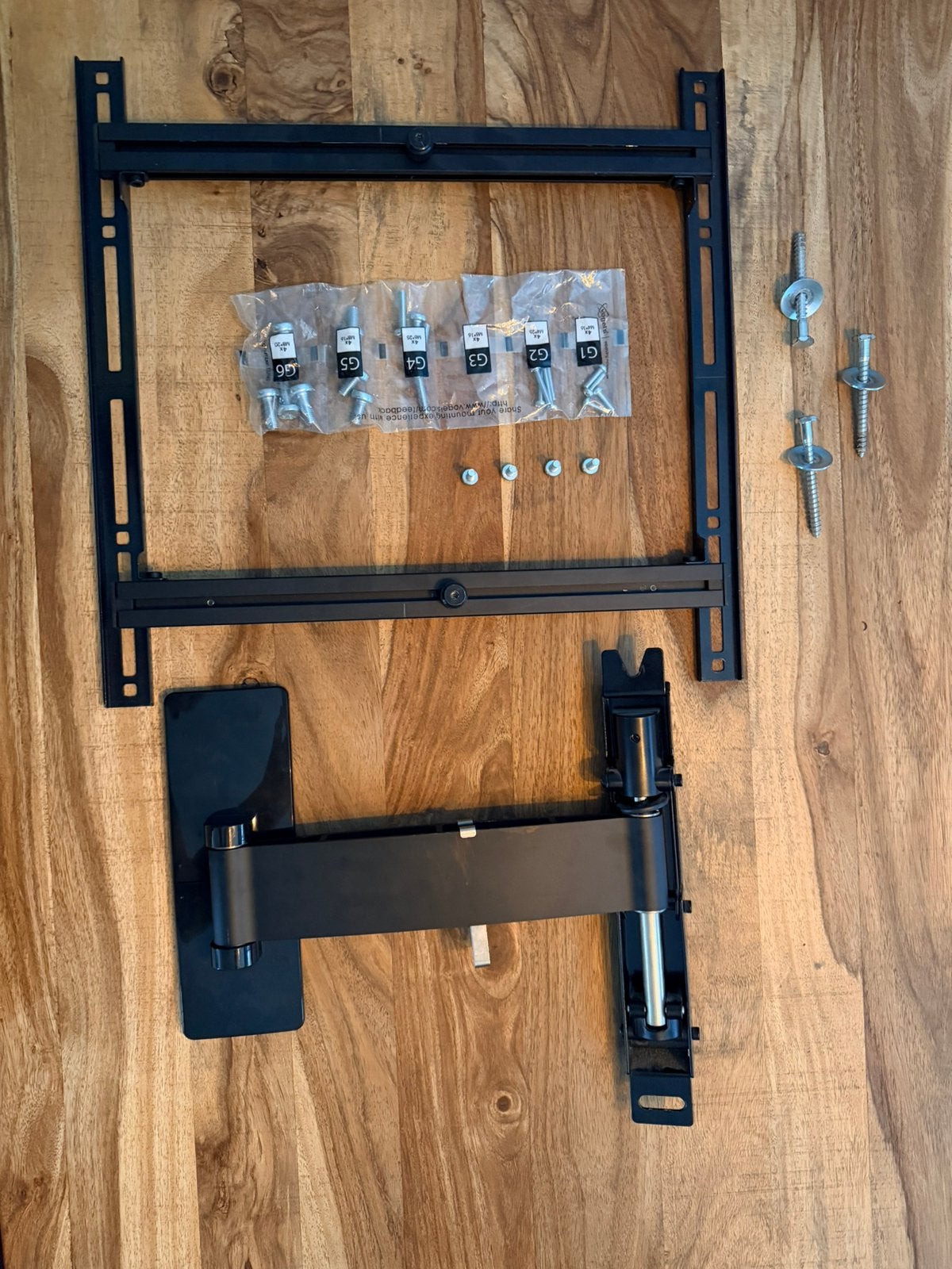 Vogel’s Wall Mount 2225 tv beugel, Ophalen of Verzenden, Zo goed als nieuw