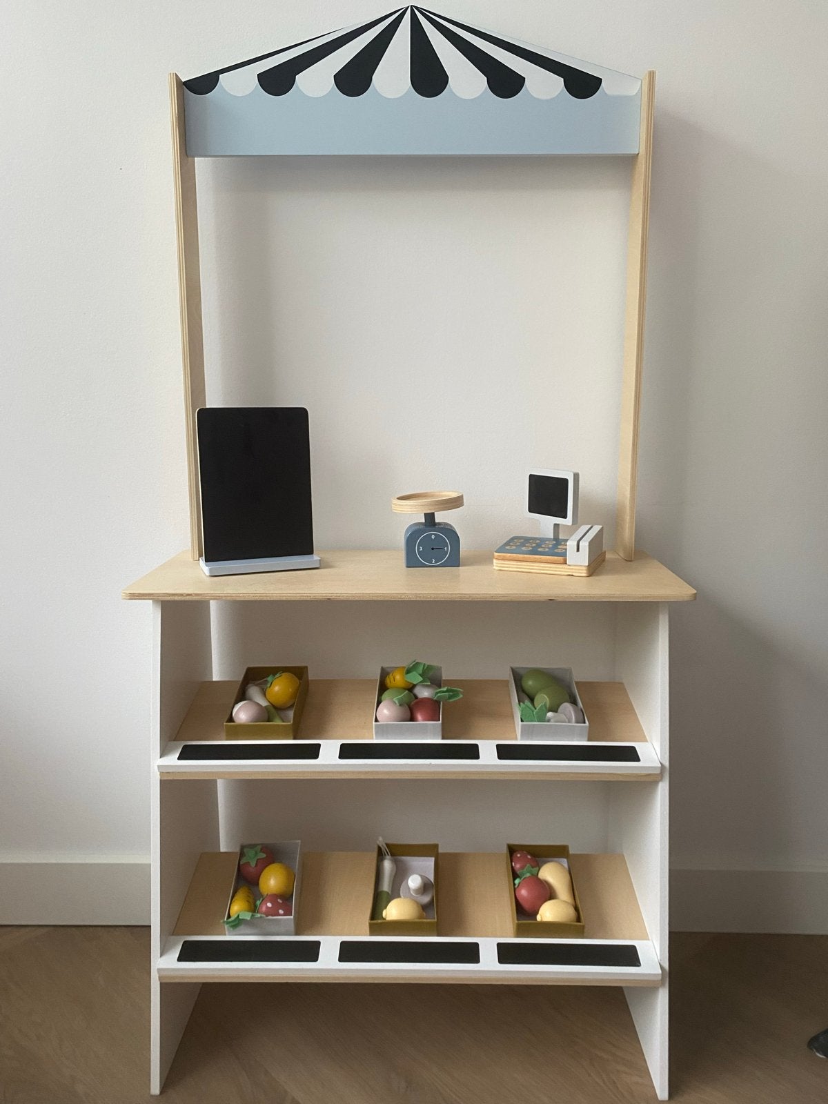Houten marktkraam met accessoires - Petite Amélie, Ophalen, Gebruikt, Jongen of Meisje
