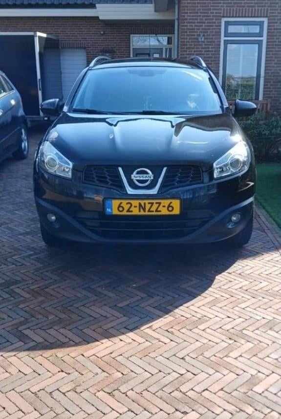 Nissan Qashqai+2 2.0 2WD 2011 Zwart, Stof, Zwart, 7 stoelen, Zwart