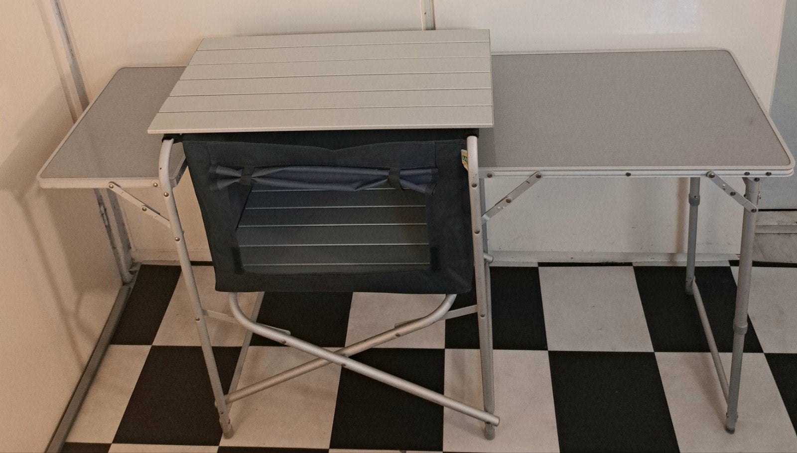 Campingtafel Kampeer kastjes Inklapbaar - Handig voor de, Caravans en Kamperen, Kampeermeubelen, Ophalen, Zo goed als nieuw, Campingtafel