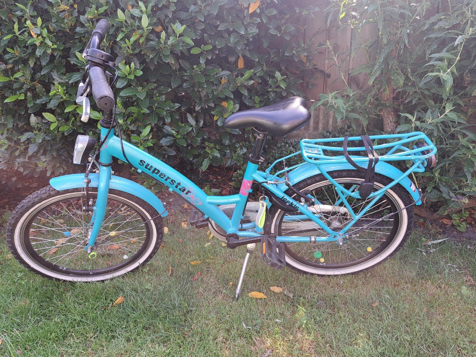 Loekie Superstar kinderfiets 20 inch, Ophalen, Loekie, Zo goed als nieuw, Terugtraprem