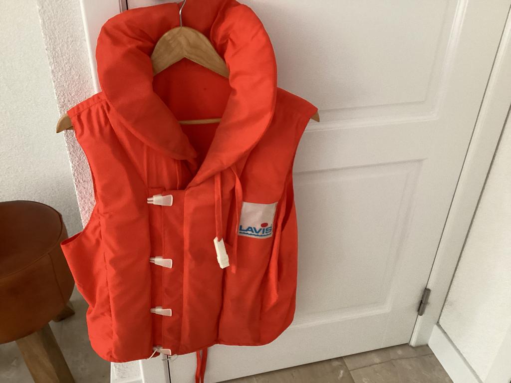 Zwemvest Lavis, Watersport en Boten, Watersportkleding, Ophalen of Verzenden, Gebruikt, Dame of Heer, Reddingsvest of Zwemvest