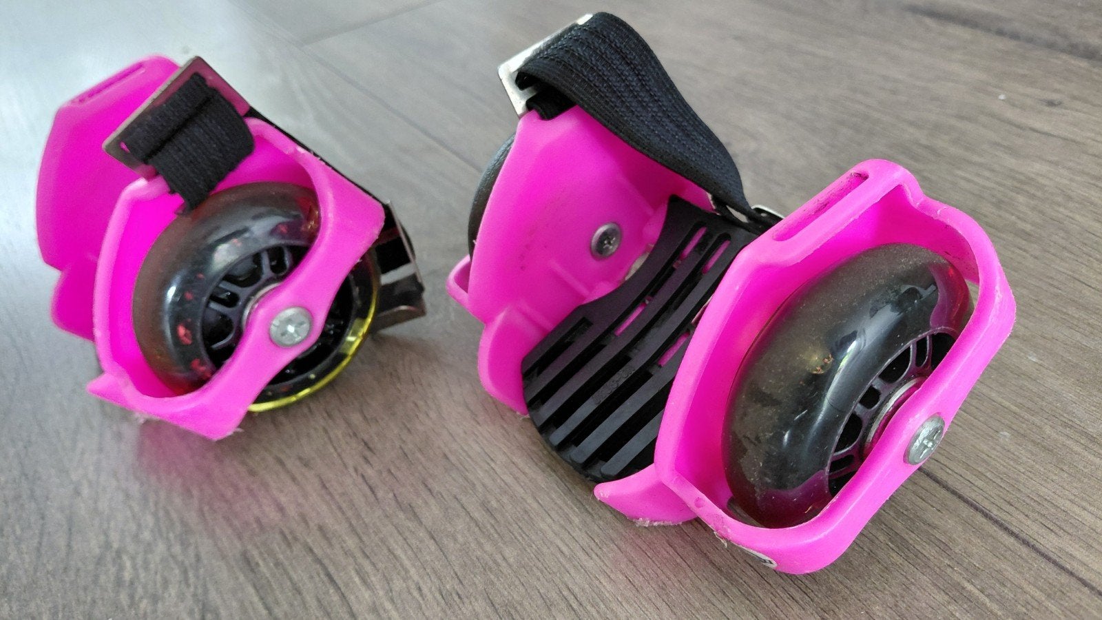 Roze Flashing Rollers met LED verlichting, Ophalen of Verzenden, Verstelbaar, Zo goed als nieuw, Kinderen